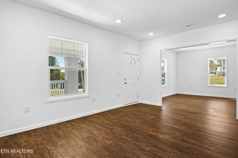 Tiny photo for 415 W 1St Ave, Lenoir City, TN 37771 (MLS # 1319224)