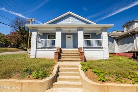 Tiny photo for 415 W 1St Ave, Lenoir City, TN 37771 (MLS # 1319224)