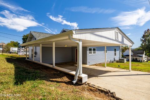 Tiny photo for 415 W 1St Ave, Lenoir City, TN 37771 (MLS # 1319224)