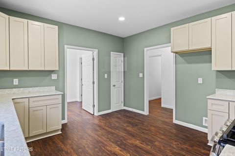 Tiny photo for 415 W 1St Ave, Lenoir City, TN 37771 (MLS # 1319224)