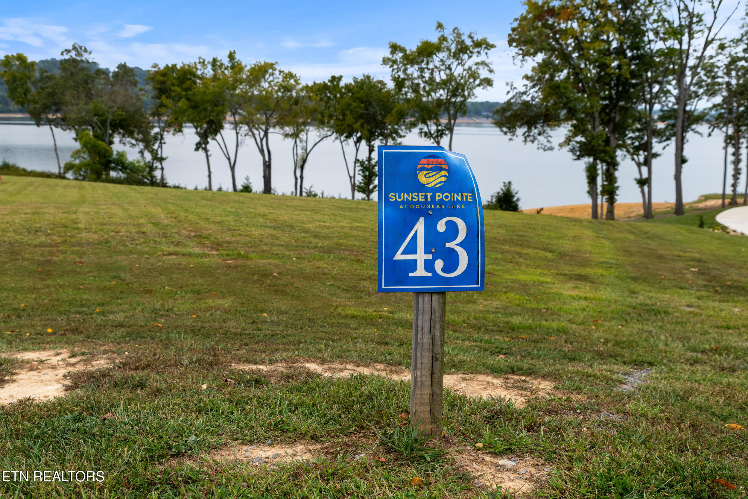 43 English Mountain Point