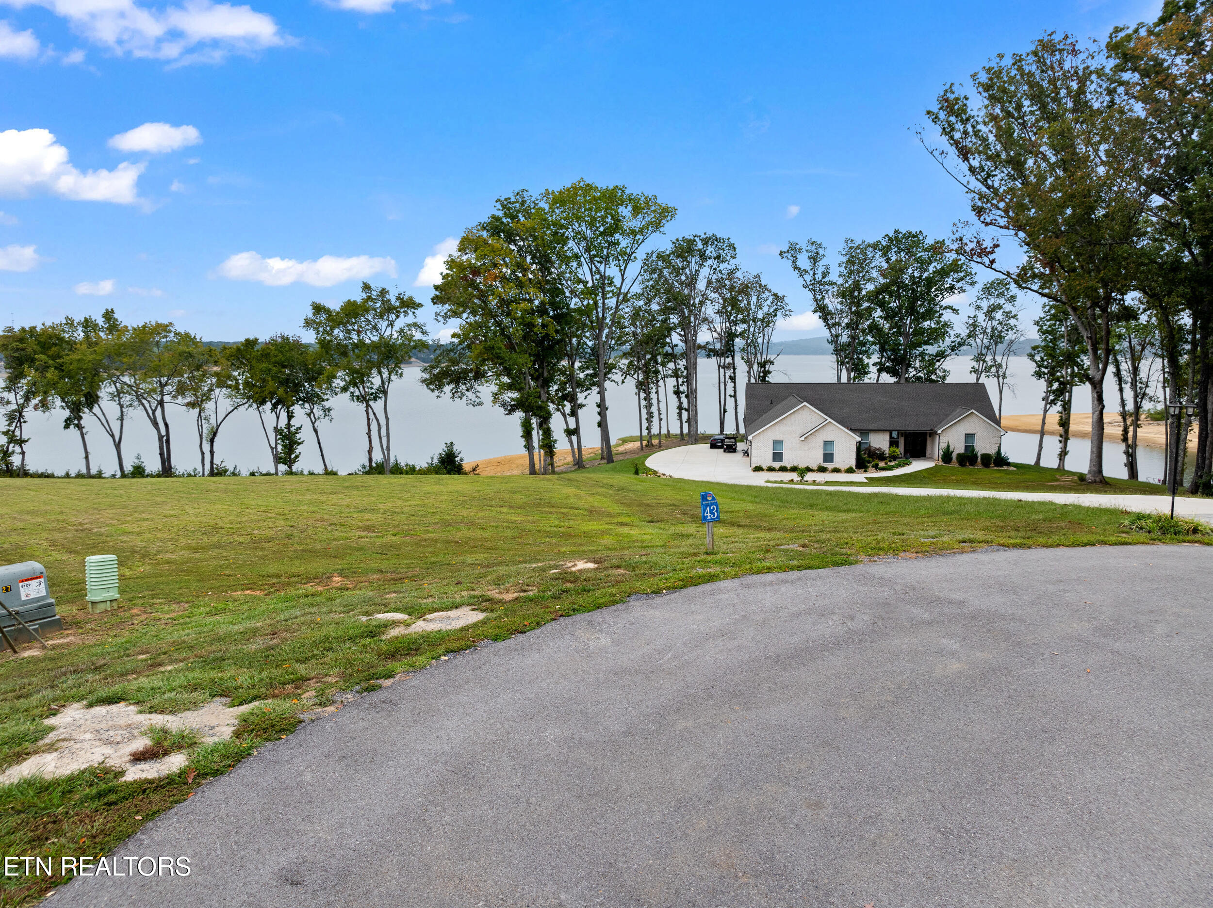 43 English Mountain Point