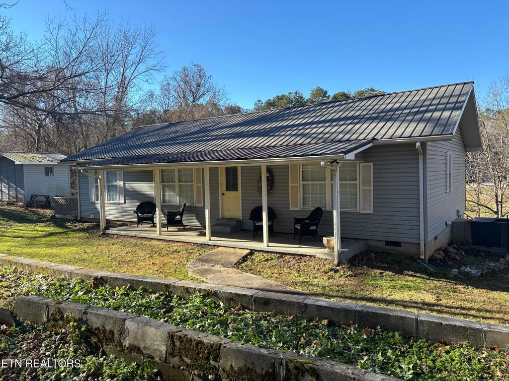 Photo of 620 Southard St, Tellico Plains, TN 37385 (MLS # 1285546)