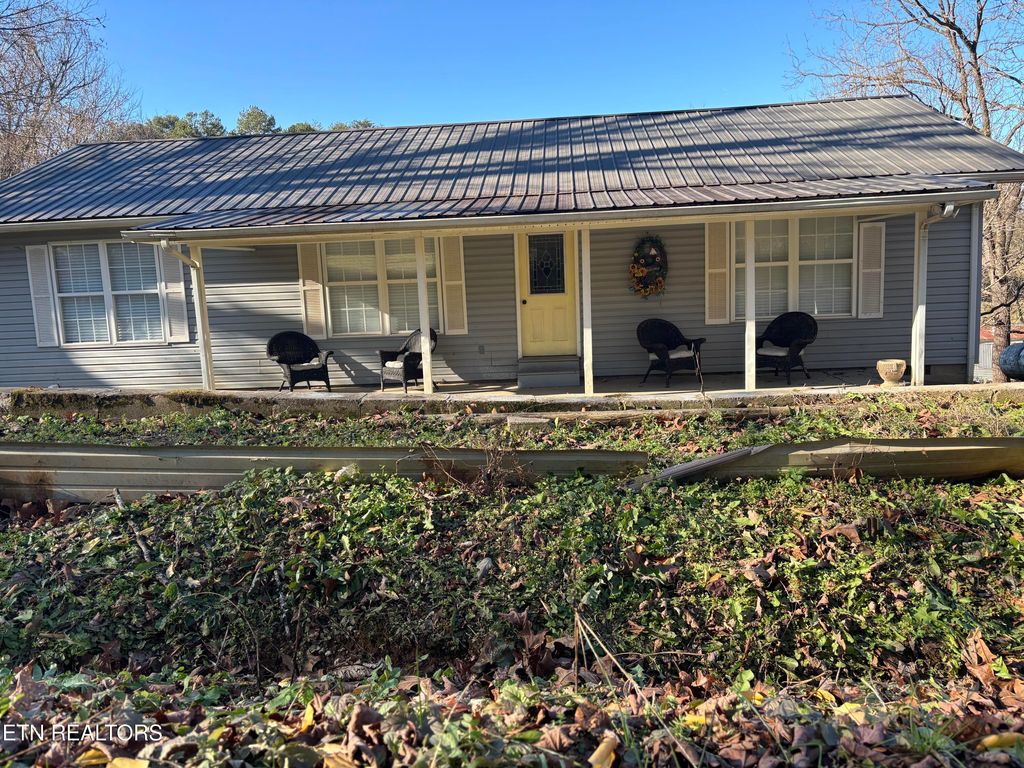 Photo of 620 Southard St, Tellico Plains, TN 37385 (MLS # 1285546)