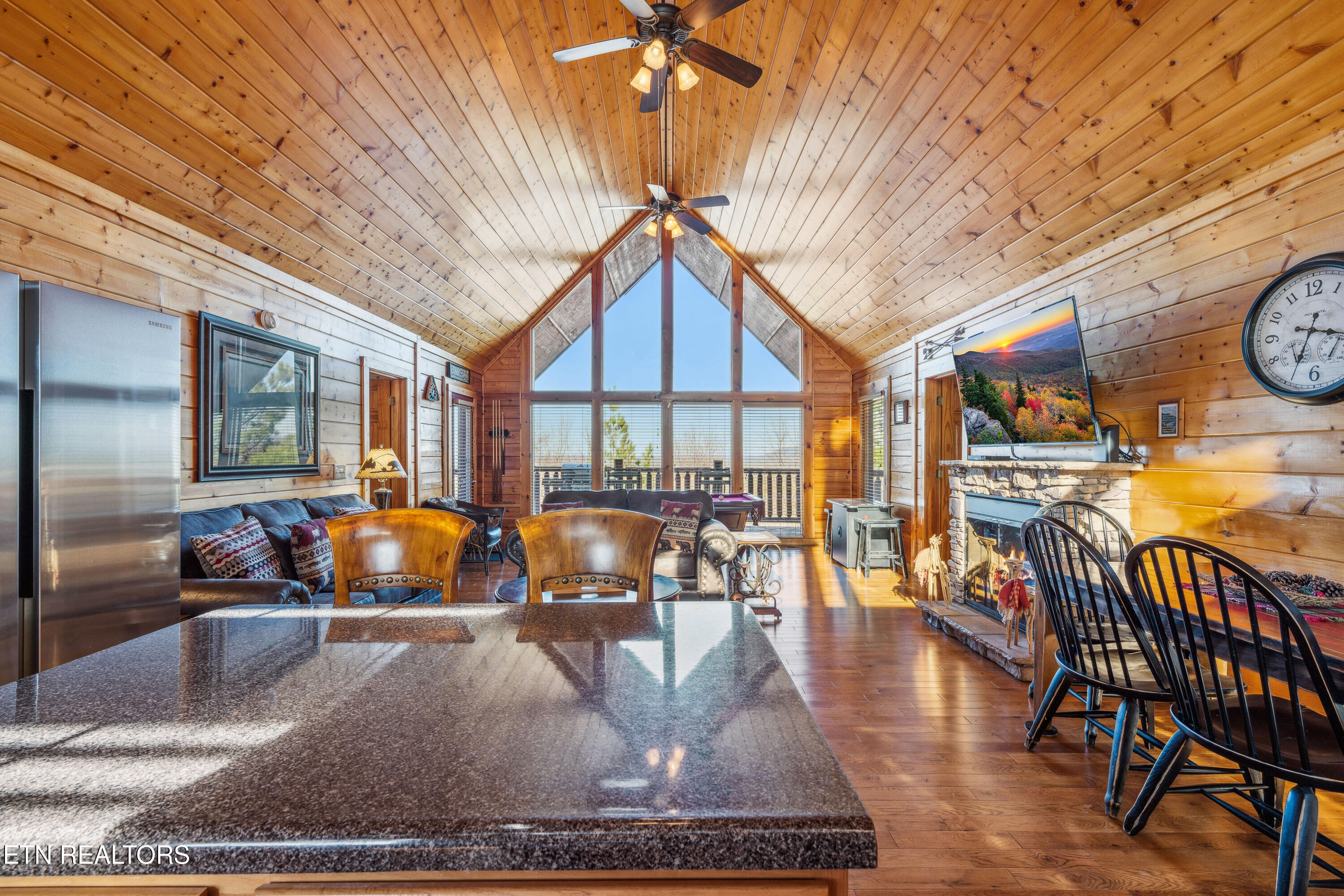 1539 Bears Den Way