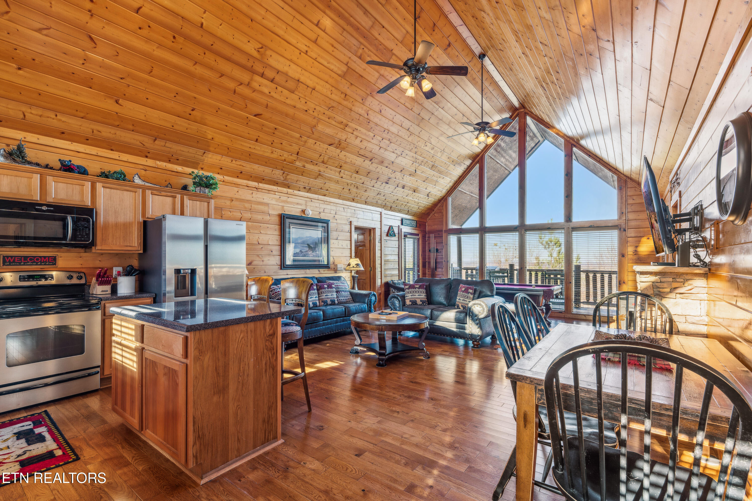 1539 Bears Den Way