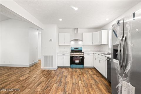 Tiny photo for 112 Margaret Lane, Jacksboro, TN 37757 (MLS # 1317442)