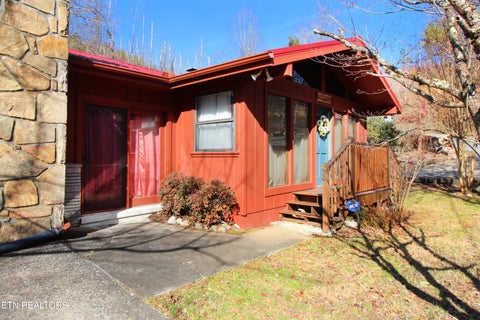 Tiny photo for 535 Kings Ridge Rd, Gatlinburg, TN 37738 (MLS # 1359659)