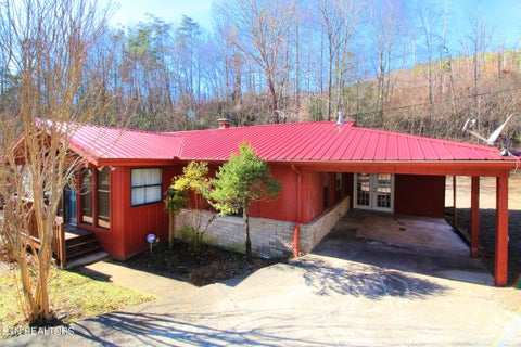 Tiny photo for 535 Kings Ridge Rd, Gatlinburg, TN 37738 (MLS # 1359659)