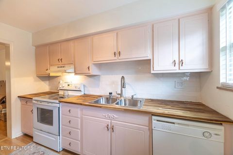 Tiny photo for 7019 Traditional Drive, Knoxville, TN 37909 (MLS # 1349513)