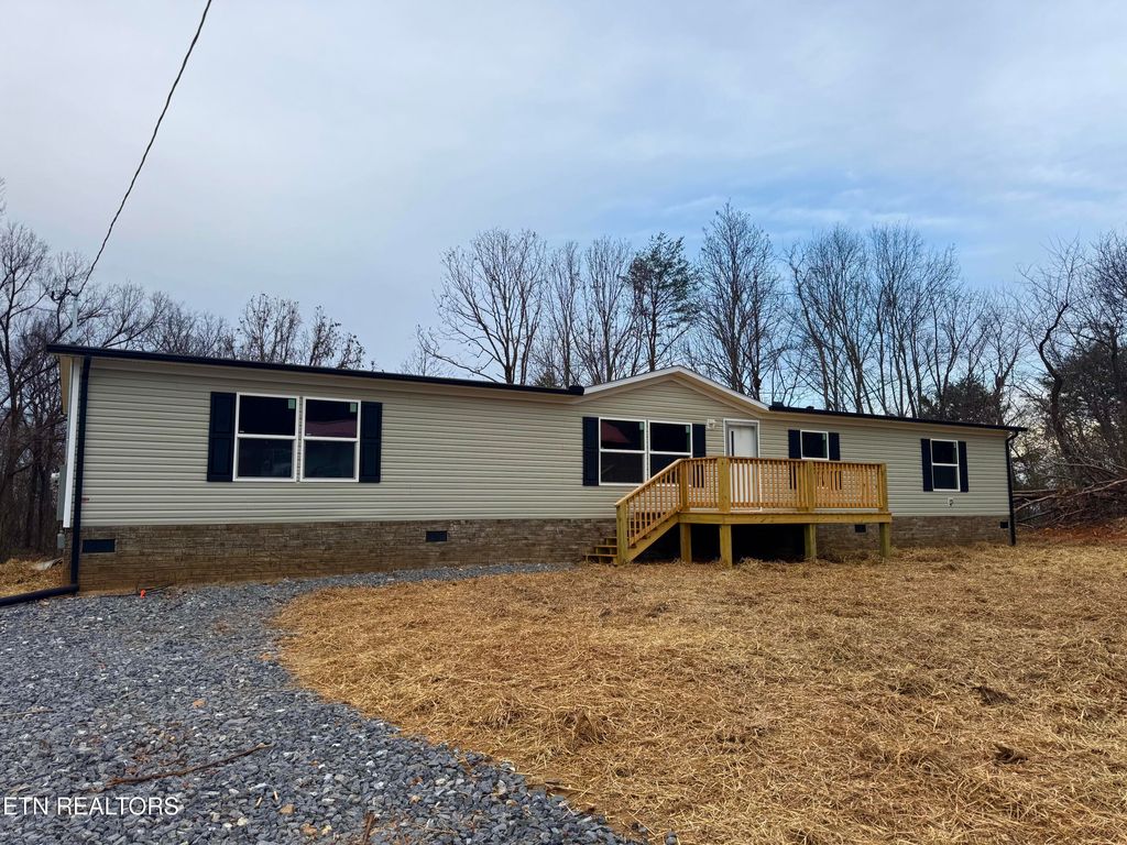 Photo of 1526 Red Bud Drive, Newport, TN 37821 (MLS # 1321333)