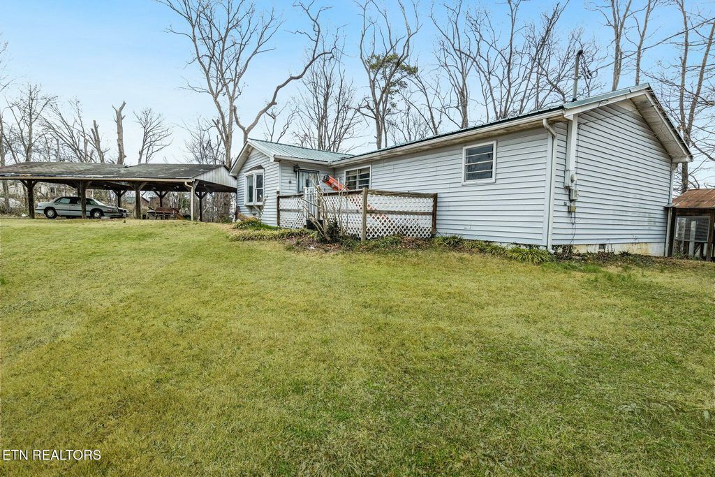 Photo of 1928 Bouldercrest Drive, Dandridge, TN 37725 (MLS # 1293297)
