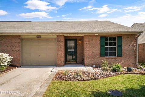 Photo of 8027 Chambord Way, Powell, TN 37849 (MLS # 1336019)