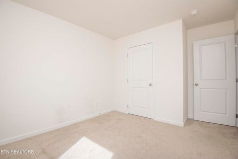 Tiny photo for 514 Cliff St, Morristown, TN 37814 (MLS # 1332531)