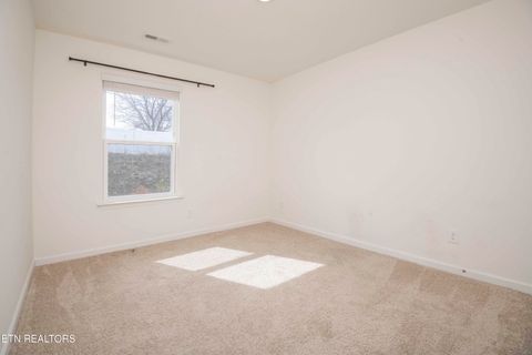 Tiny photo for 514 Cliff St, Morristown, TN 37814 (MLS # 1332531)