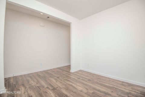 Tiny photo for 514 Cliff St, Morristown, TN 37814 (MLS # 1332531)