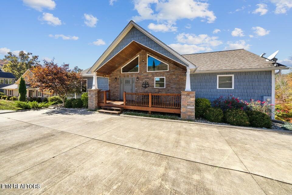 121 Hidden Lane