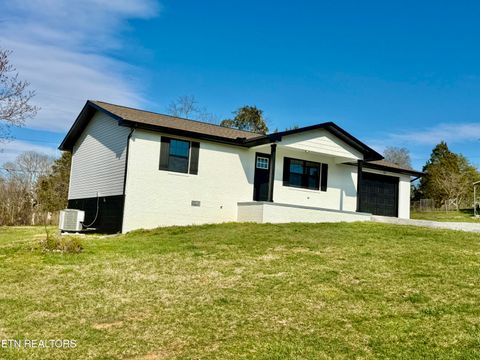 Photo of 504 Lawrence St, New Tazewell, TN 37825 (MLS # 1333455)