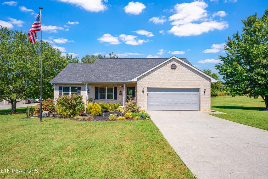 Photo of 4319 Lorena Lane, Maryville, TN 37804 (MLS # 1353740)