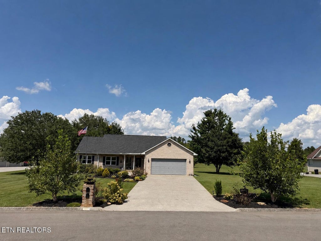Photo of 4319 Lorena Lane, Maryville, TN 37804 (MLS # 1353740)