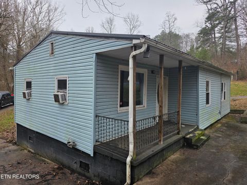 Photo of 601 Carrie Circle, Strawberry Plains, TN 37871 (MLS # 1326075)