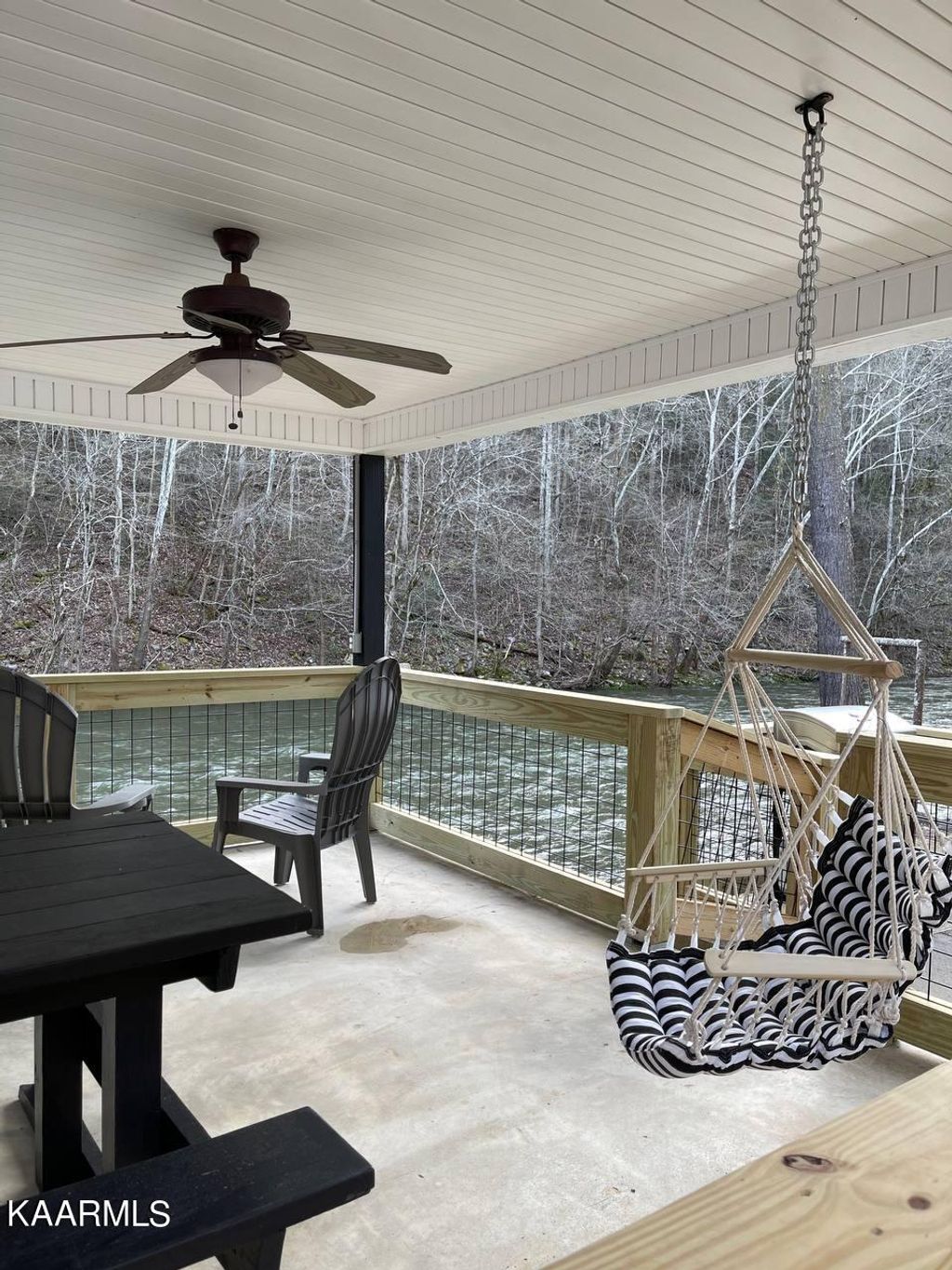 Photo of 6246 Old Walland Hwy, Walland, TN 37886 (MLS # 1205169)