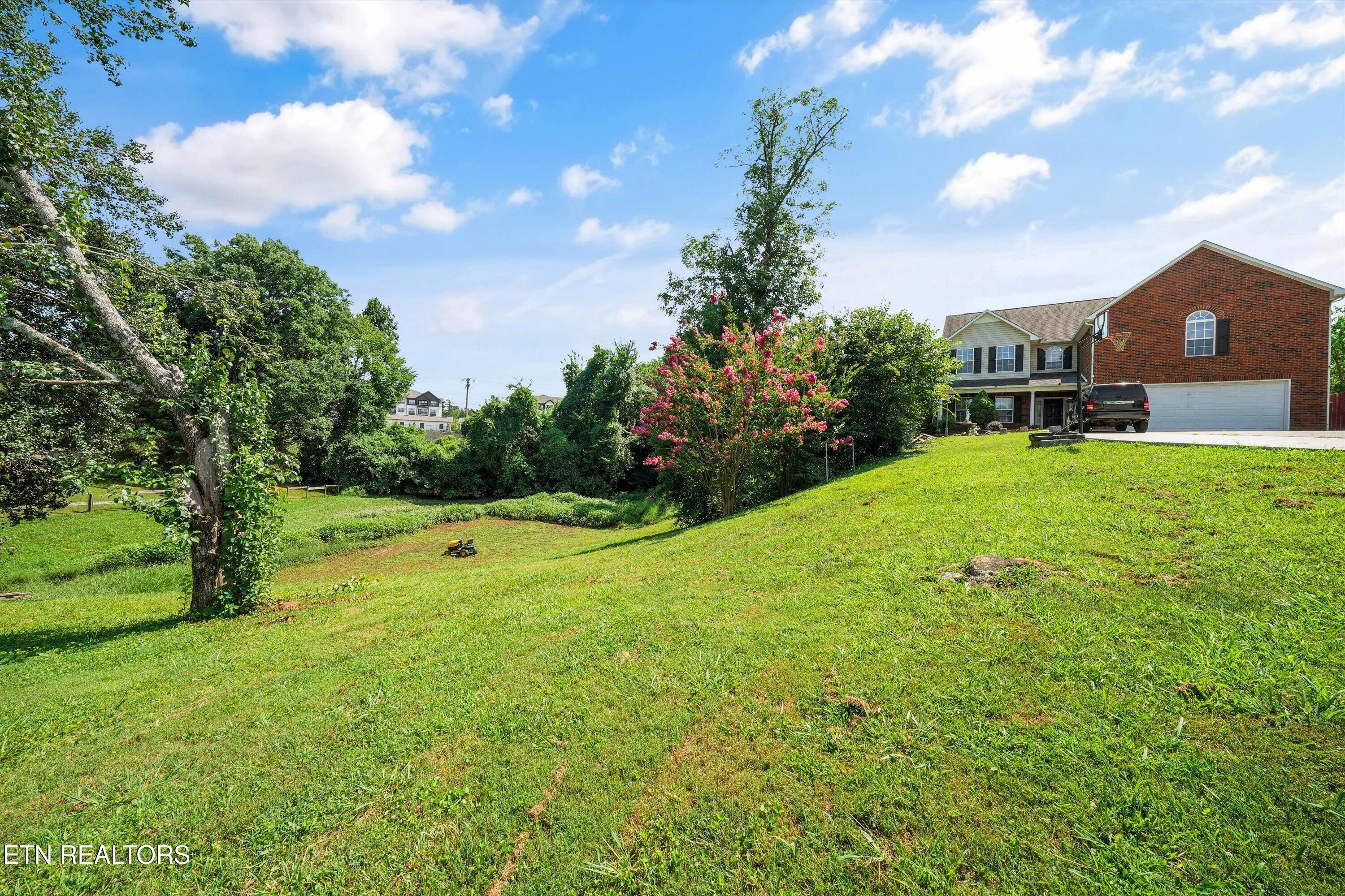 1227 Oak Haven Rd