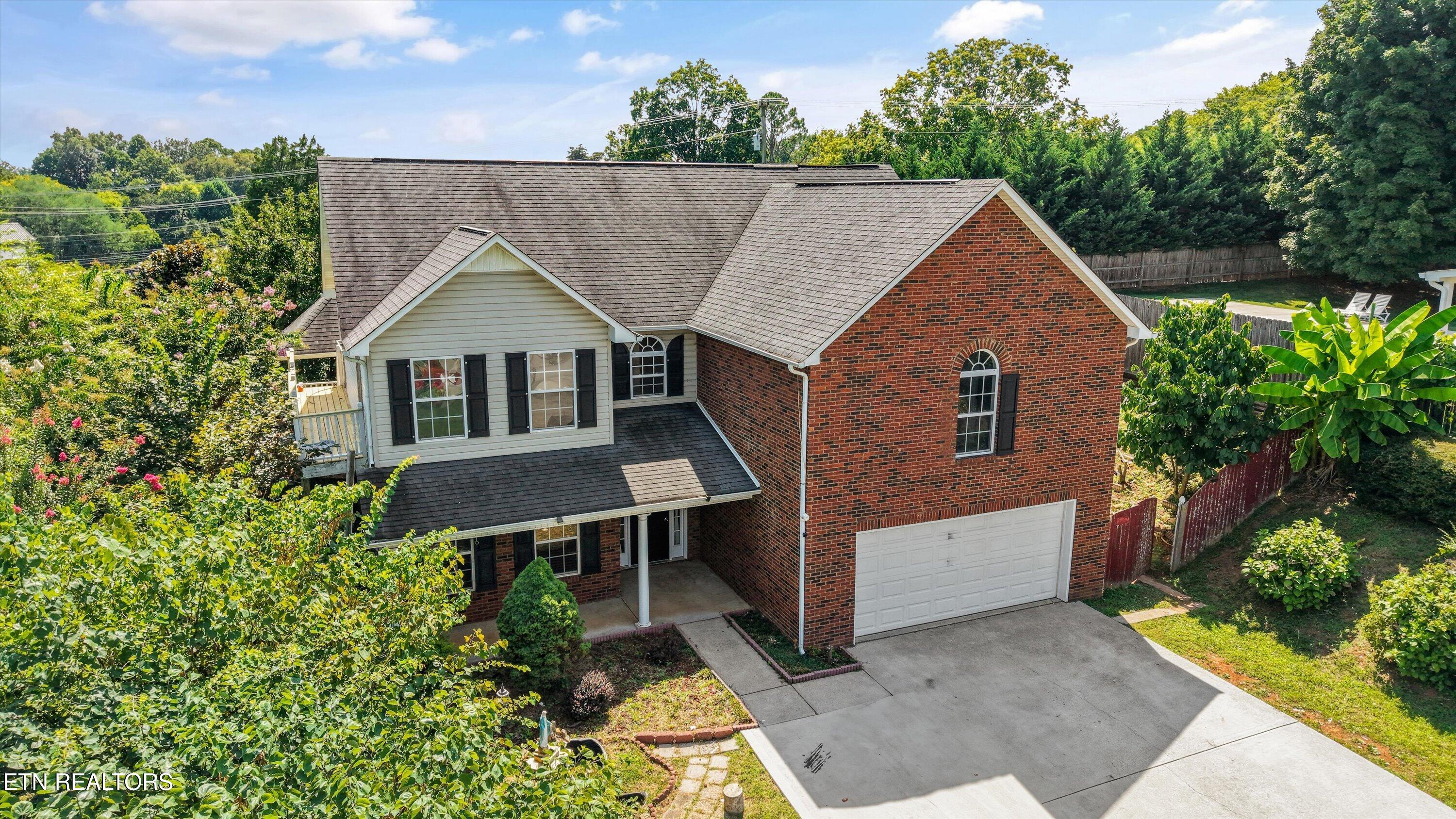 1227 Oak Haven Rd