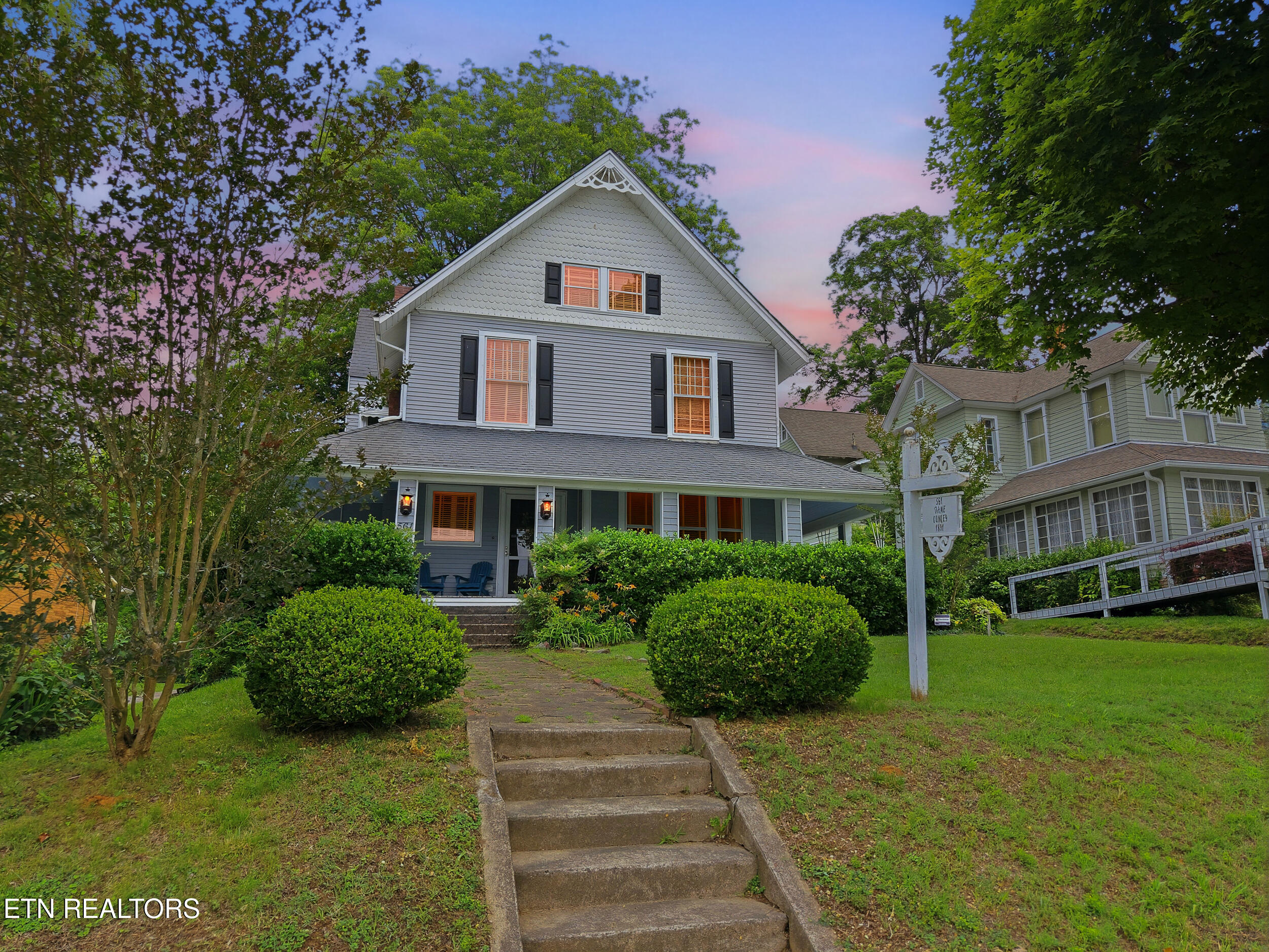 561 Margrave Drive