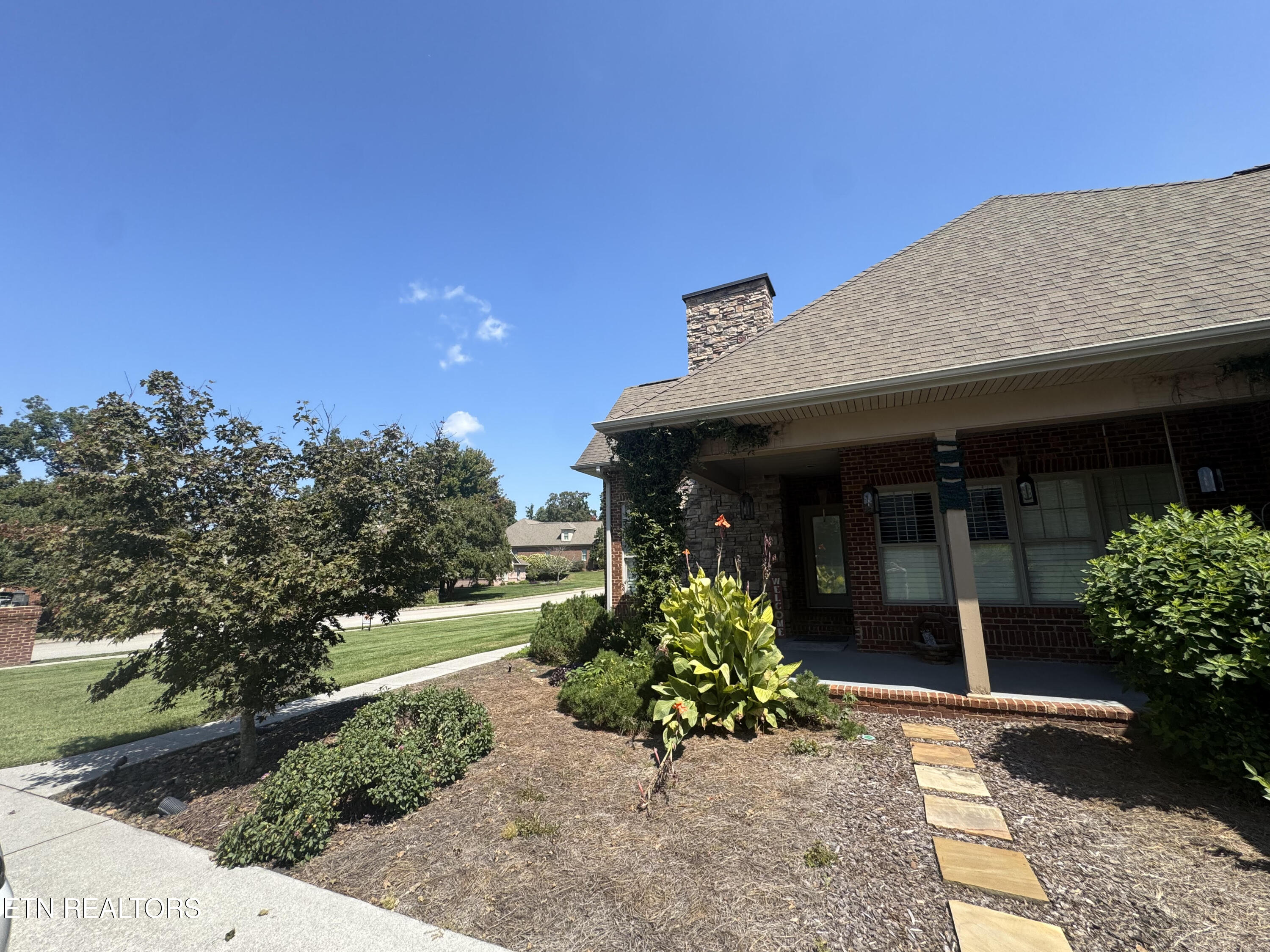 600 Oak Chase Blvd