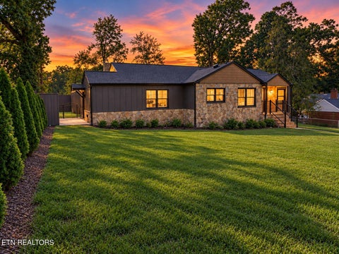 Photo of 3434 Kenilworth Lane, Knoxville, TN 37917 (MLS # 1358318)
