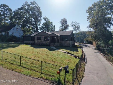 Tiny photo for 3434 Kenilworth Lane, Knoxville, TN 37917 (MLS # 1358318)