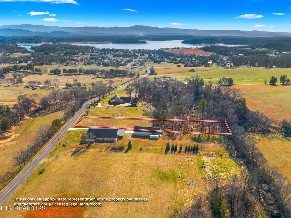Photo of 559 Morie Rd, Dandridge, TN 37725 (MLS # 1327449)