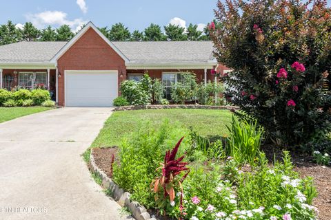 Photo of 2912 Dominion Drive, Maryville, TN 37803 (MLS # 1349100)