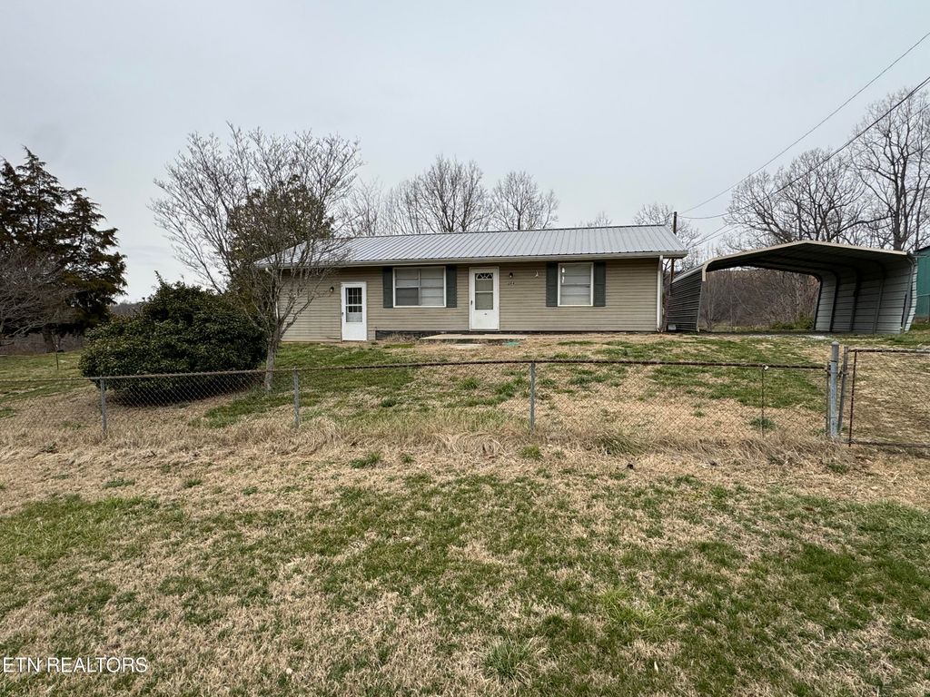 Photo of 204 Lone Holly Lane, New Tazewell, TN 37825 (MLS # 1292518)