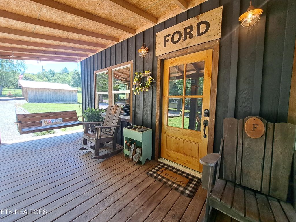 Photo of 528 Mill Branch Rd, Huntsville, TN 37756 (MLS # 1262105)