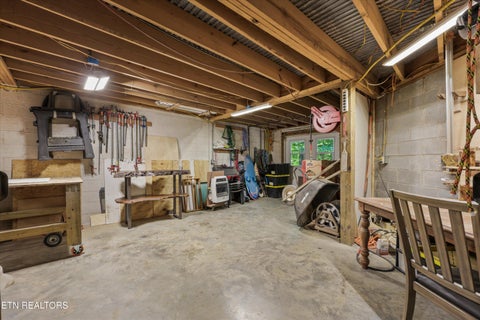 Tiny photo for 860 Black Fox Harbor Rd, Washburn, TN 37888 (MLS # 1351620)