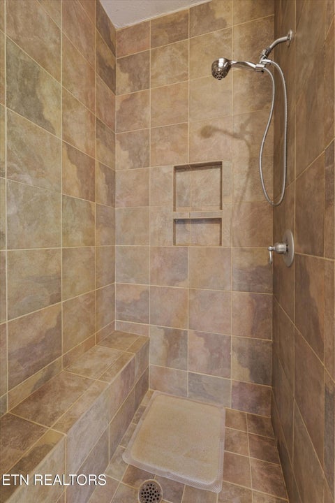 Tiny photo for 860 Black Fox Harbor Rd, Washburn, TN 37888 (MLS # 1351620)