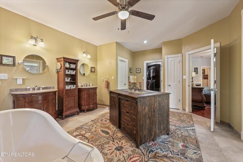 Tiny photo for 860 Black Fox Harbor Rd, Washburn, TN 37888 (MLS # 1351620)