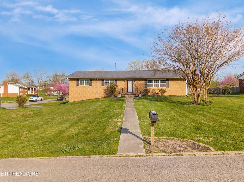Photo of 7552 Berkshire Blvd, Powell, TN 37849 (MLS # 1332789)