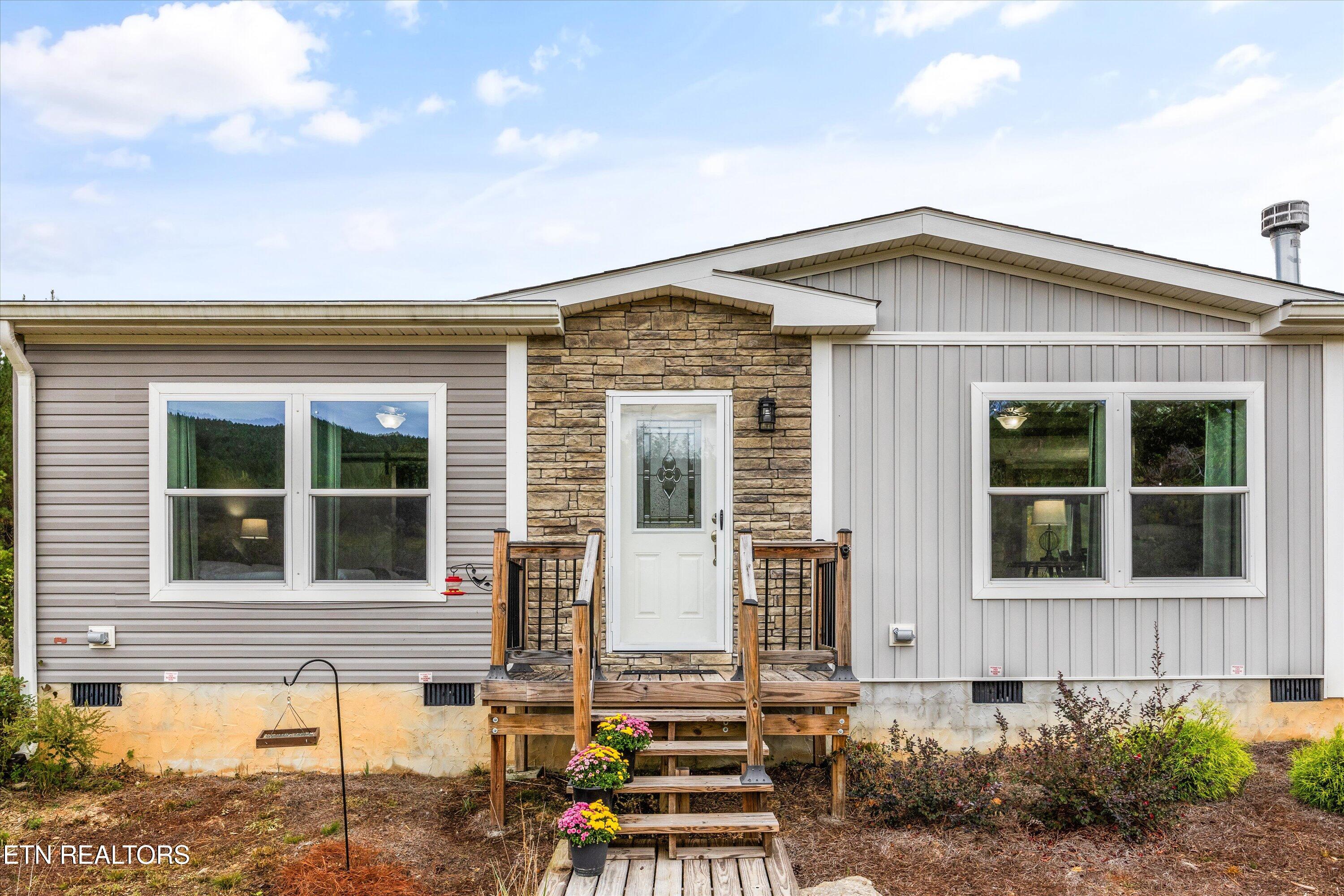 3851 Redman Lane