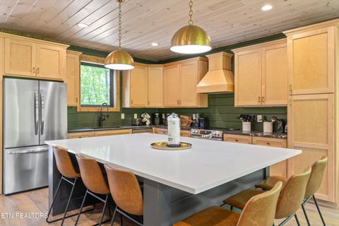 Tiny photo for 906 Saddle Creek Way, Sevierville, TN 37862 (MLS # 1324561)