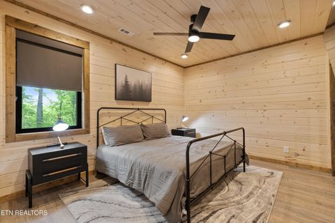 Tiny photo for 906 Saddle Creek Way, Sevierville, TN 37862 (MLS # 1324561)