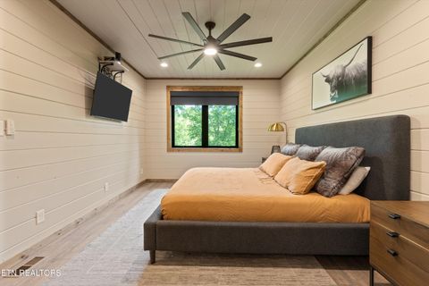 Tiny photo for 906 Saddle Creek Way, Sevierville, TN 37862 (MLS # 1324561)