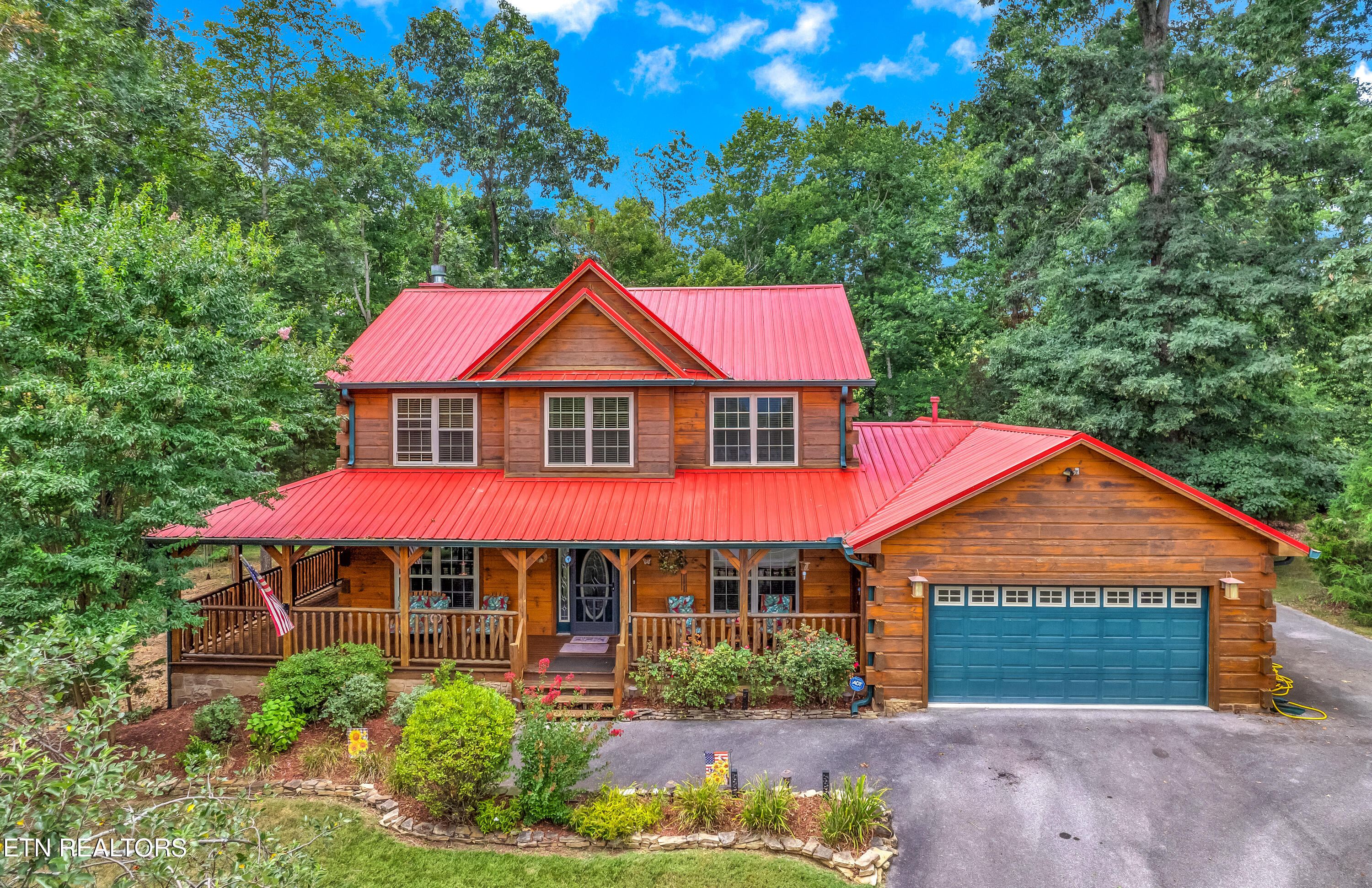 1550 Ellis Woods Loop