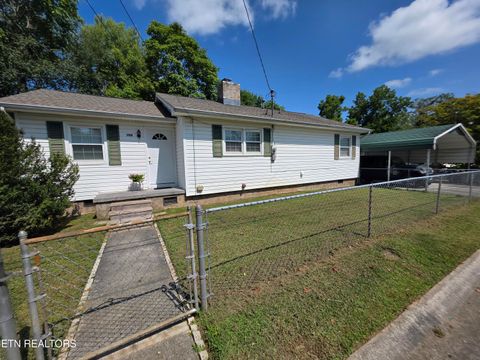 Photo of 106 Nesper Rd, Oak Ridge, TN 37830 (MLS # 1313012)