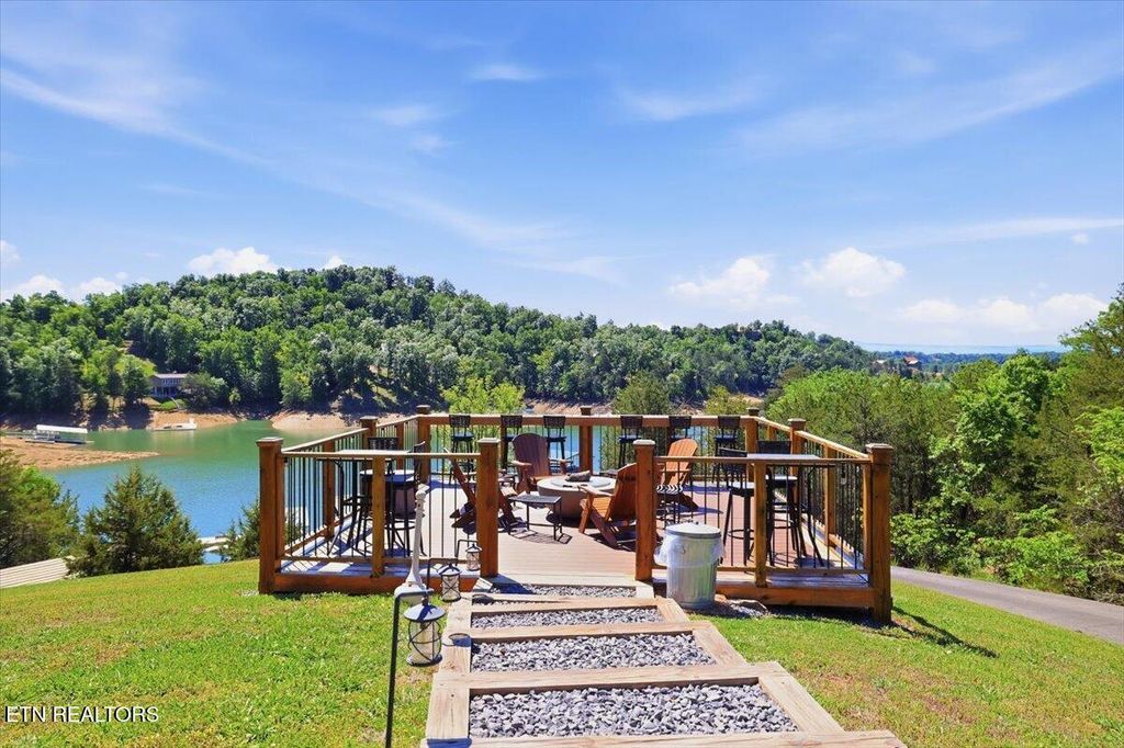 Photo of 1836 Range Rd, Dandridge, TN 37725 (MLS # 1340037)