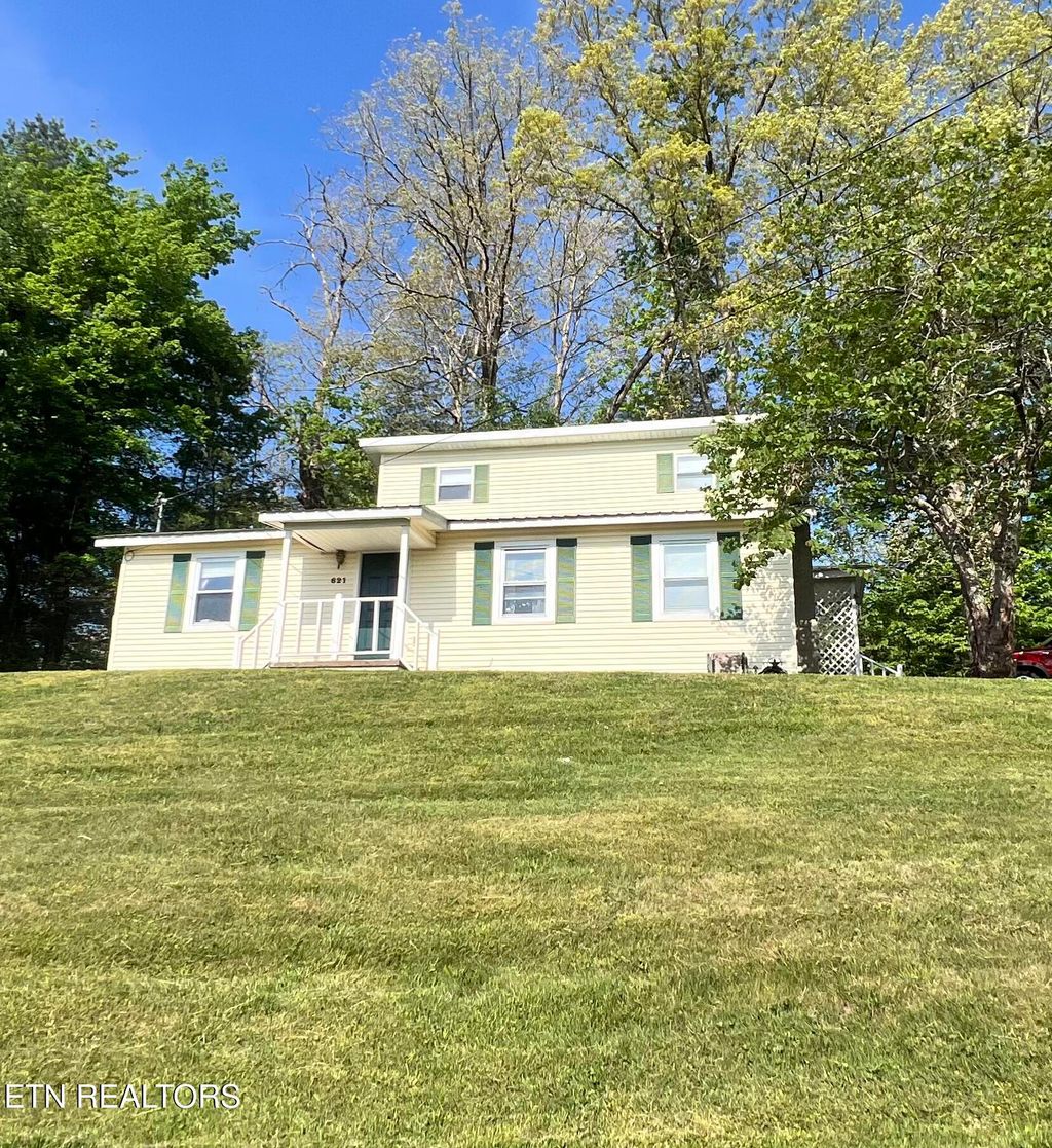 Photo of 621 S Proctor Blvd #621, Oneida, TN 37841 (MLS # 1338292)