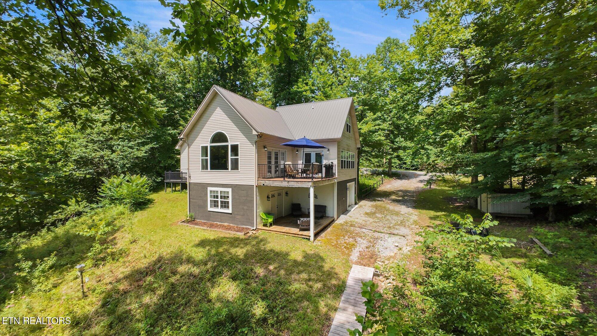 680 Crestwood Drive