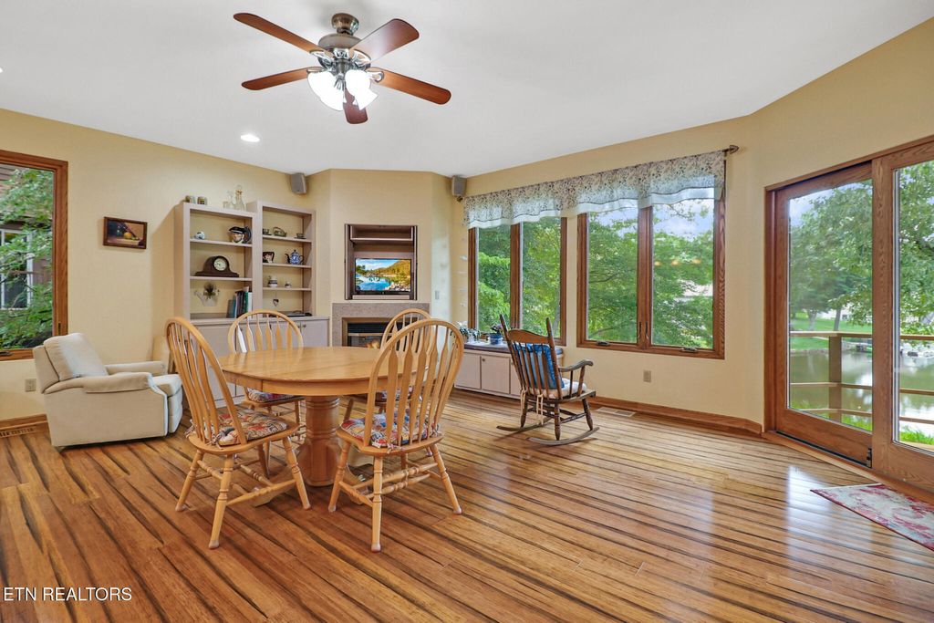 Photo of 114 Knollwood Lane, Fairfield Glade, TN 38558 (MLS # 1346582)